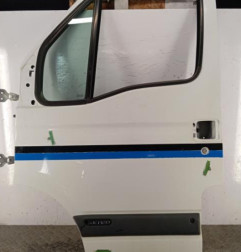 Porte avant gauche RENAULT MASTER 2 Photo n°1