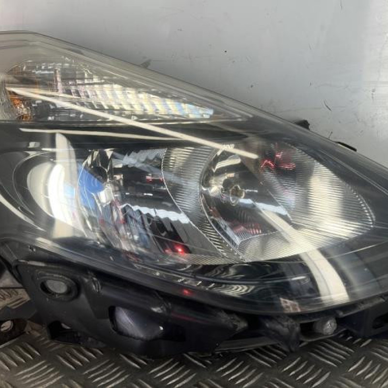 Optique avant principal droit (feux)(phare) RENAULT CLIO 3