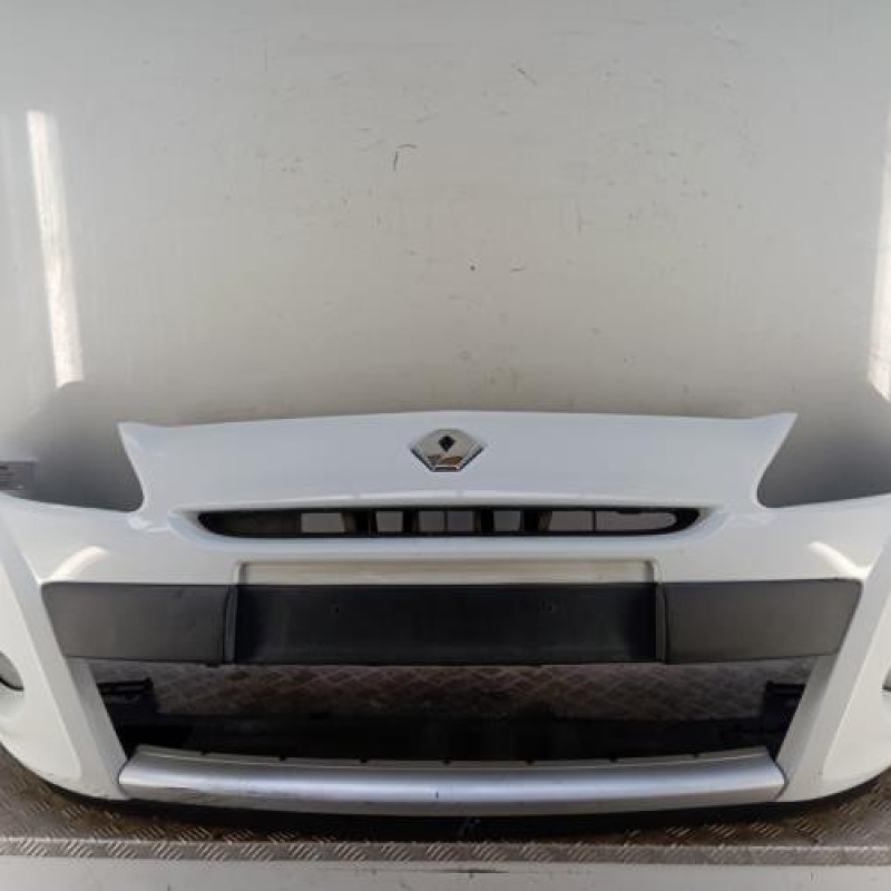 Pare choc avant RENAULT CLIO 3