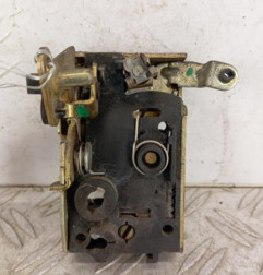 Serrure avant gauche PEUGEOT 106