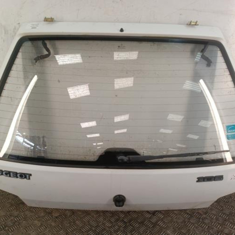 Malle/Hayon arriere PEUGEOT 106