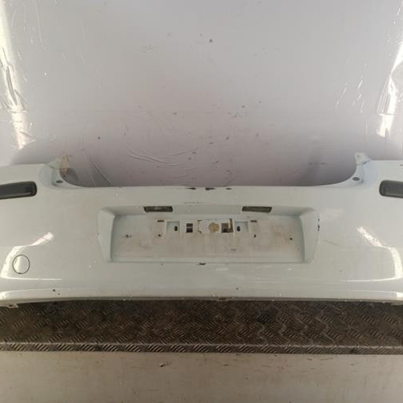 Pare choc arriere RENAULT CLIO 3