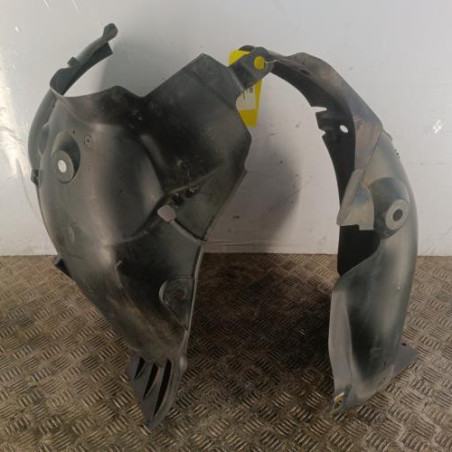 Pare boue avant gauche RENAULT CLIO 3 Photo n°1