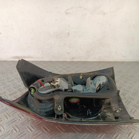 Feu arriere principal droit (feux) TOYOTA AVENSIS 2