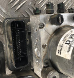 Bloc ABS (freins anti-blocage) HYUNDAI TUCSON 2