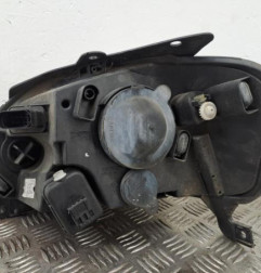 Optique avant principal droit (feux)(phare) VOLKSWAGEN FOX Photo n°3