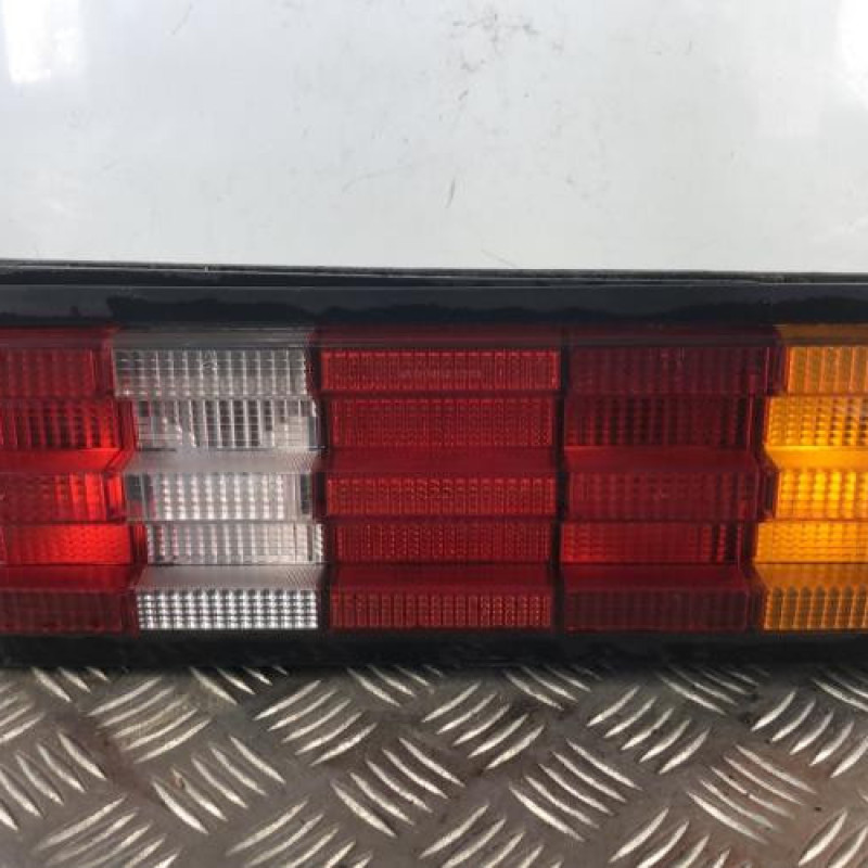 Feu arriere principal droit (feux) MERCEDES 190 W201
