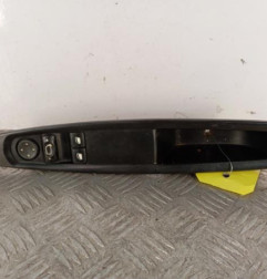 Interrupteur de leve vitre avant gauche CITROEN C4 1 Photo n°1