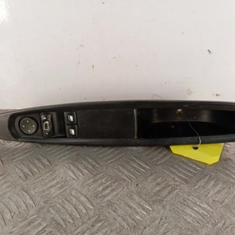 Interrupteur de leve vitre avant gauche CITROEN C4 1