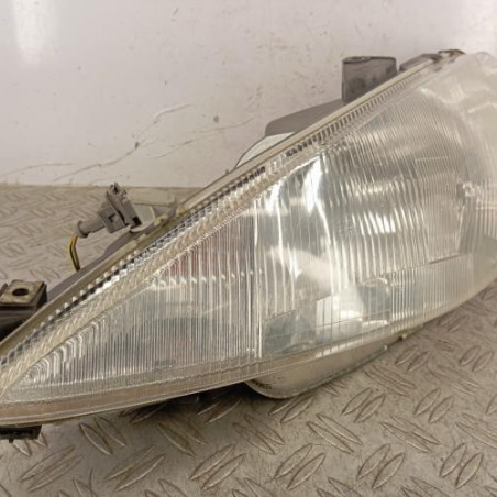 Optique avant principal gauche (feux)(phare) PEUGEOT 206