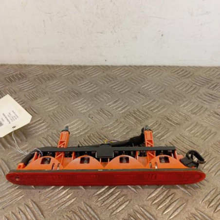 Feu arriere stop central PEUGEOT 307 Photo n°1