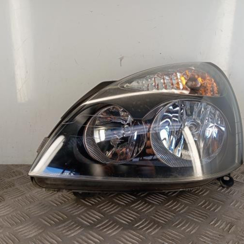 Optique avant principal gauche (feux)(phare) RENAULT CLIO 2