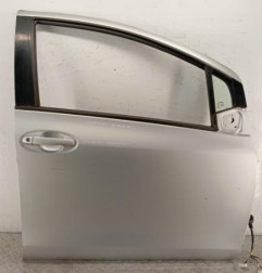 Porte avant droit TOYOTA YARIS 2 Photo n°1