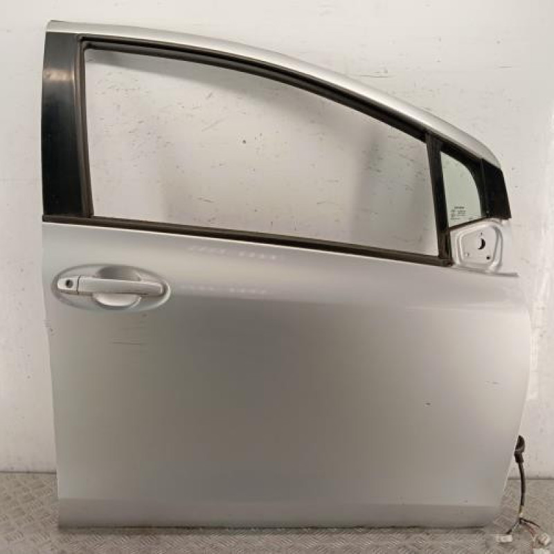 Porte avant droit TOYOTA YARIS 2