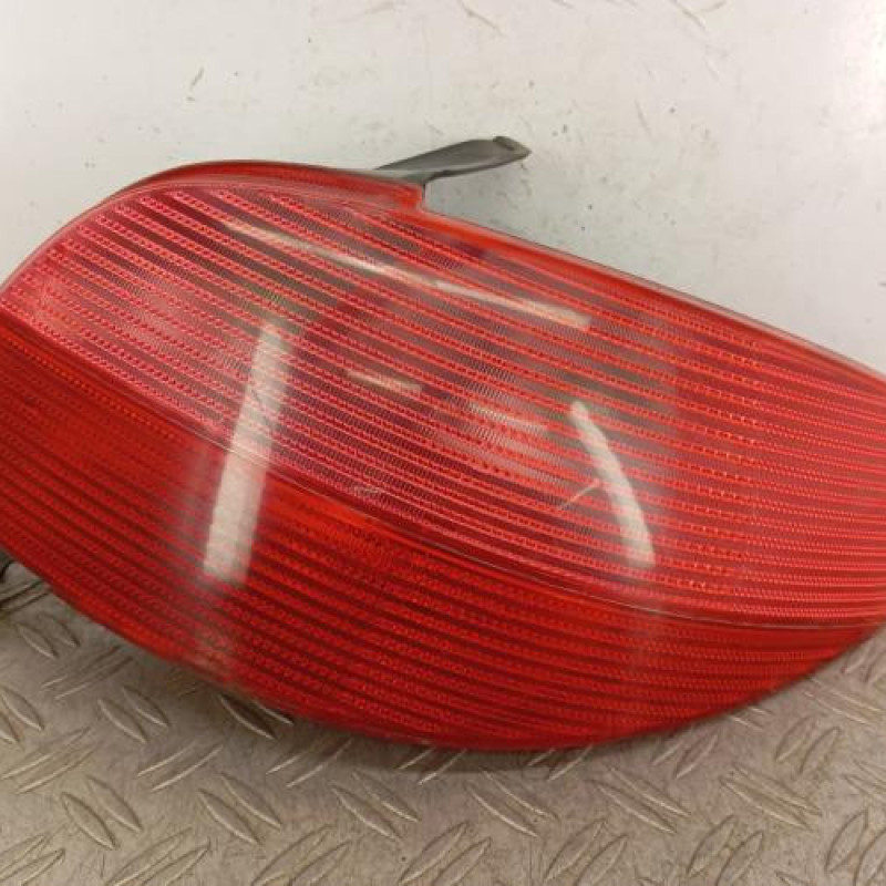 Feu arriere principal droit (feux) PEUGEOT 206