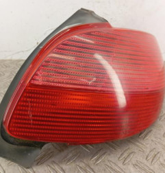 Feu arriere principal droit (feux) PEUGEOT 206 Photo n°3