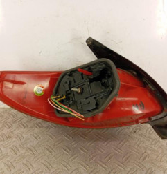 Feu arriere principal droit (feux) PEUGEOT 206 Photo n°4