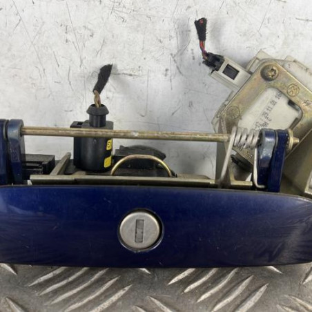 Poignee hayon VOLKSWAGEN POLO 4 Photo n°1