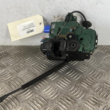 Serrure arriere droit VOLKSWAGEN POLO 4 Photo n°1