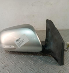 Retroviseur droit TOYOTA AVENSIS 2