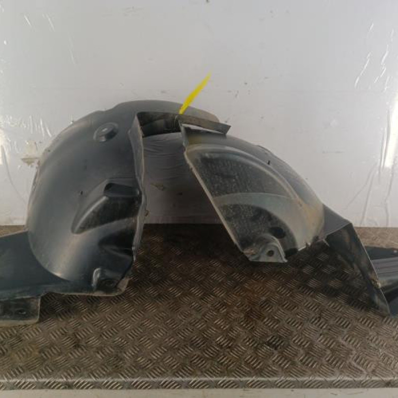 Pare boue avant gauche RENAULT MASTER 3