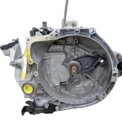 Boite de vitesses PEUGEOT 308 2 Photo n°1