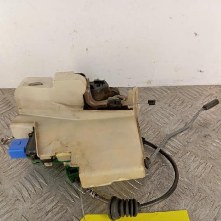 Serrure avant droit VOLKSWAGEN POLO 4