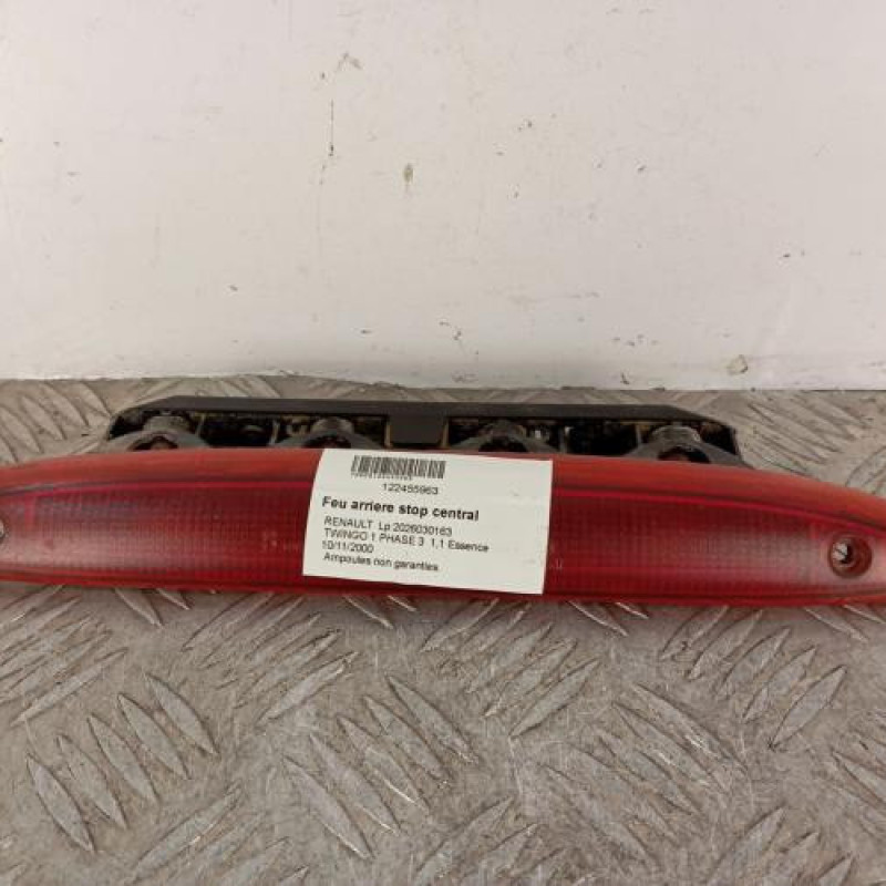 Feu arriere stop central RENAULT TWINGO 1