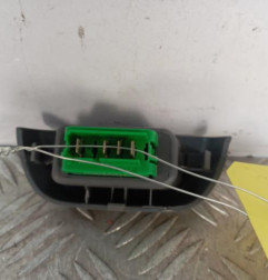 Interrupteur de leve vitre avant droit PEUGEOT 107