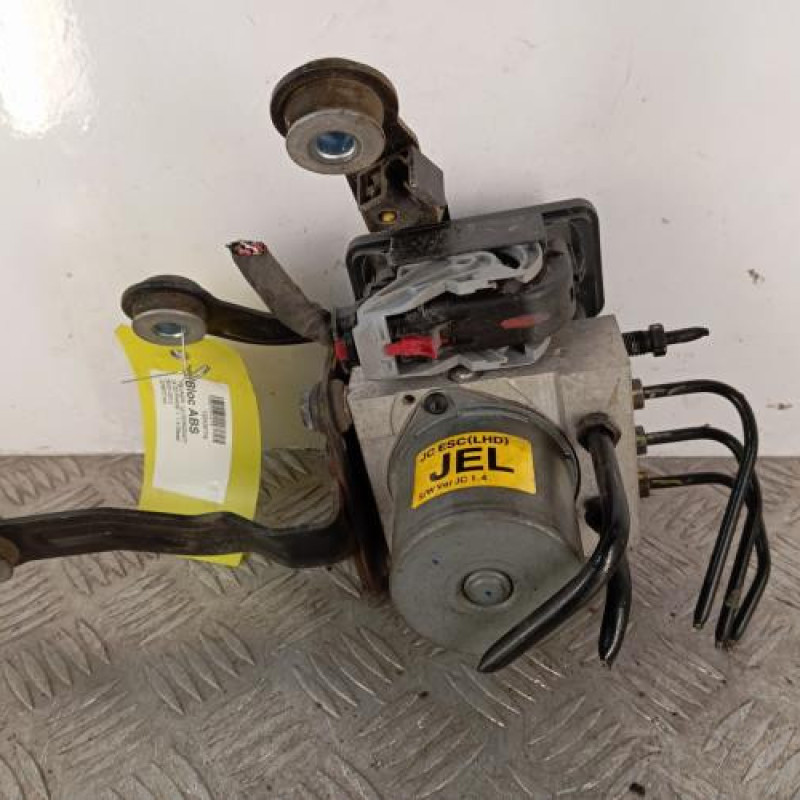 Bloc ABS (freins anti-blocage) HYUNDAI IX 20