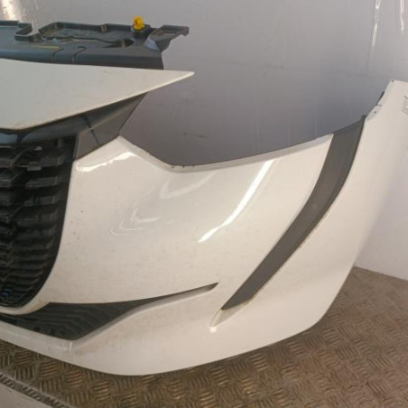 Pare choc avant PEUGEOT 208 2