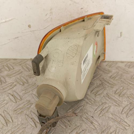 Optique avant secondaire gauche (feux)(clignotant) VOLKSWAGEN POLO 3