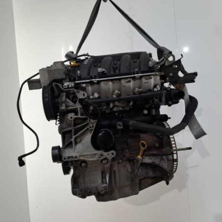 Moteur RENAULT CLIO 2 Photo n°1