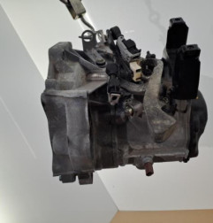 Boite de vitesses VOLKSWAGEN FOX Photo n°1