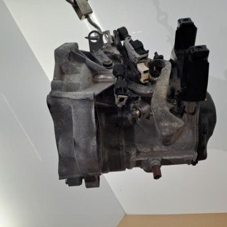 Boite de vitesses VOLKSWAGEN FOX Photo n°1