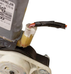 Leve vitre electrique arriere gauche HYUNDAI I 20 2 Photo n°3