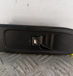 Interrupteur de leve vitre avant droit PEUGEOT 508 1 SW Photo n°1