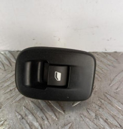 Interrupteur de leve vitre arriere droit PEUGEOT 208 1 Photo n°1