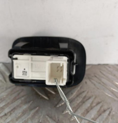 Interrupteur de leve vitre arriere droit PEUGEOT 208 1