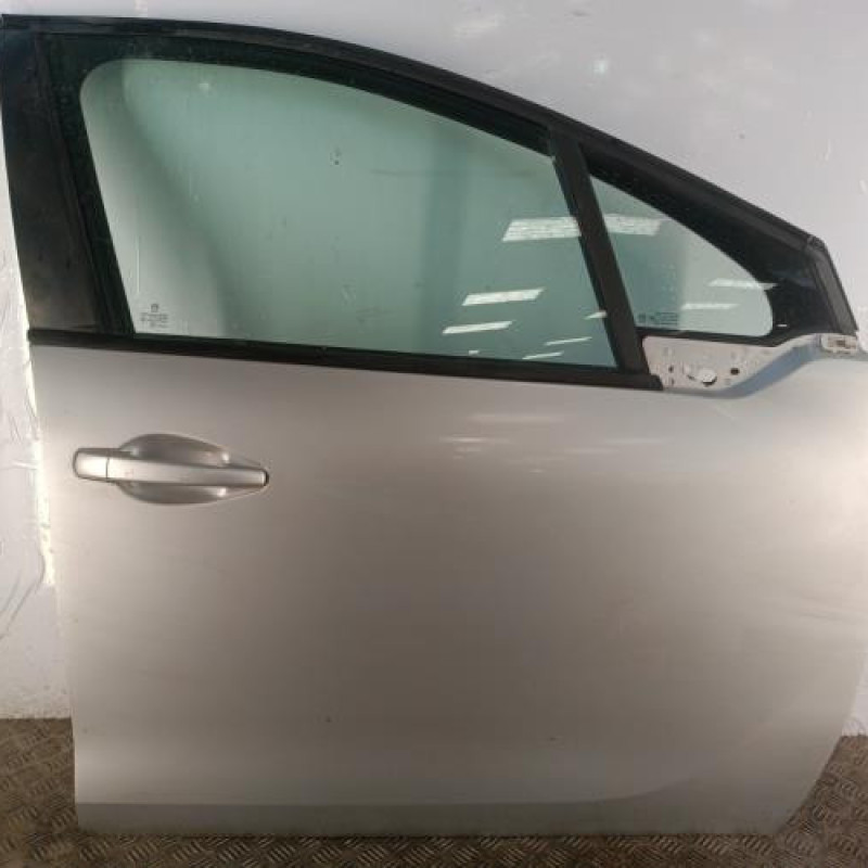 Porte avant droit PEUGEOT 208 1