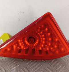 Feu arriere stop central RENAULT MASTER 3 Photo n°1