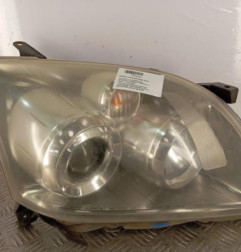 Optique avant principal droit (feux)(phare) TOYOTA AVENSIS 2 Photo n°1