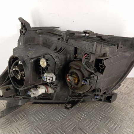 Optique avant principal droit (feux)(phare) TOYOTA AVENSIS 2