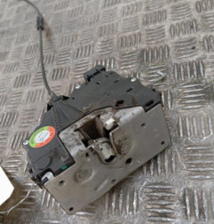 Serrure avant droit OPEL CORSA D