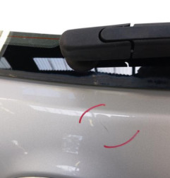 Malle/Hayon arriere HYUNDAI I 20 2 Photo n°4