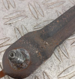 Attache ceinture avant droit RENAULT SCENIC 3 Photo n°4