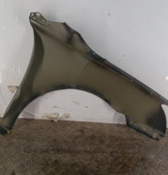 Aile avant gauche TOYOTA AVENSIS 2