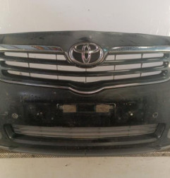Pare choc avant TOYOTA AVENSIS 2 Photo n°3