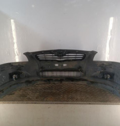 Pare choc avant TOYOTA AVENSIS 2 Photo n°5