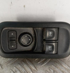 Interrupteur de leve vitre avant gauche RENAULT MASTER 3 Photo n°1